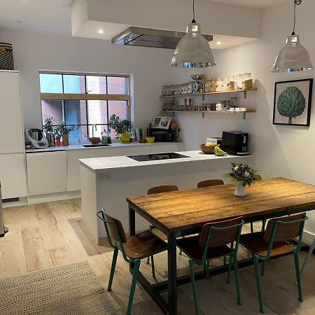 Ideal Bristol Getaway - 3 Bed Harbourside Home Екстериор снимка