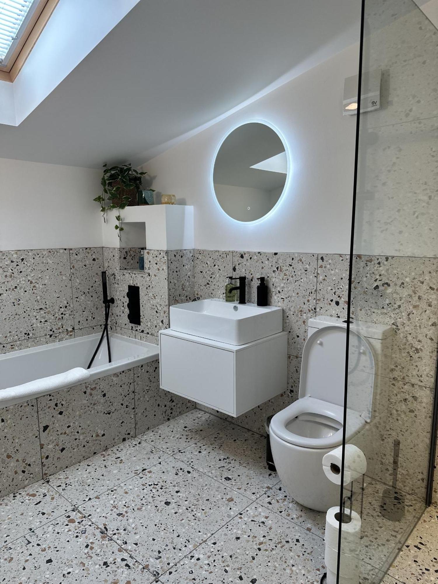 Ideal Bristol Getaway - 3 Bed Harbourside Home Стая снимка
